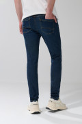 Jean skinny tiro bajo ceñido azul oscuro con bolsillos