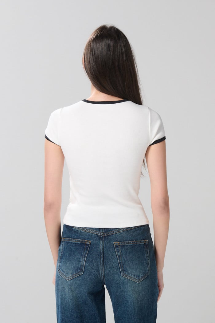 Camiseta de My Melody crema manga corta con contrastes