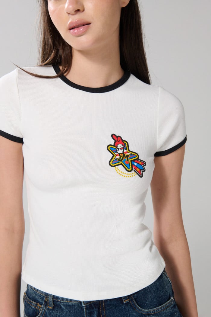 Camiseta de My Melody crema manga corta con contrastes