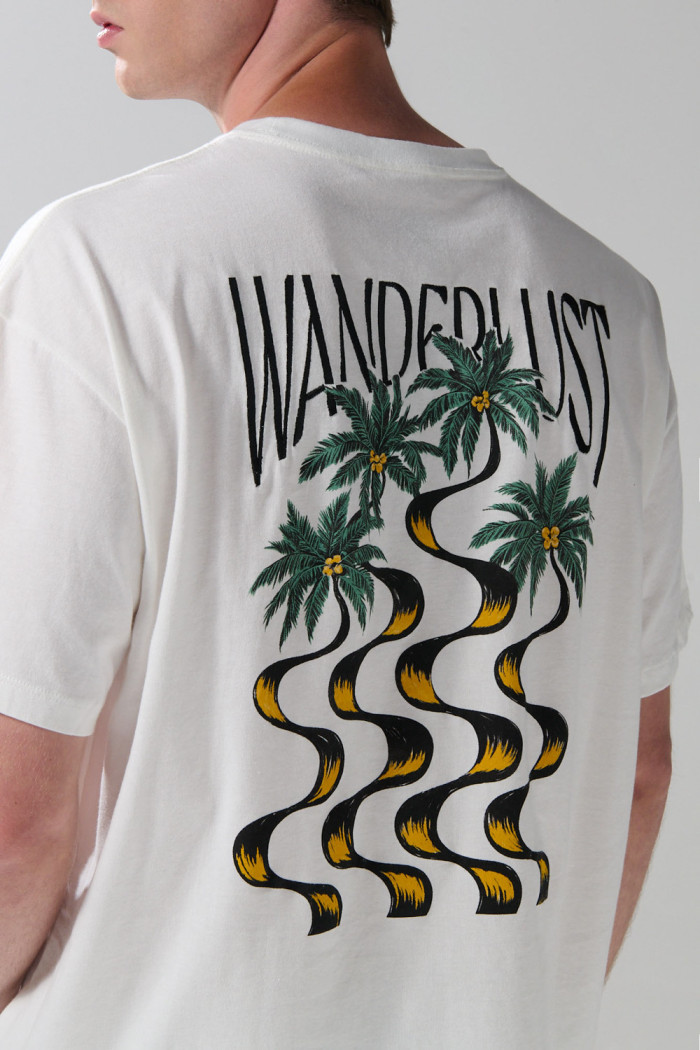 Camiseta manga corta oversize crema con diseños de playa