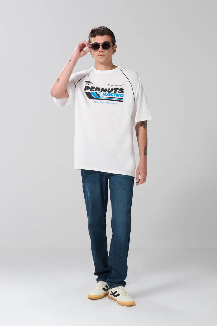 Camiseta de Snoopy oversize crema con manga ranglan corta