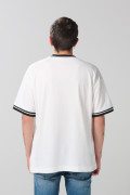 Camiseta oversize crema clara estampada con manga corta