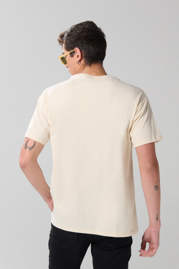 Camiseta kaki clara de South Park con cuello redondo
