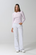 Camiseta lila clara en rib ajustada con manga larga