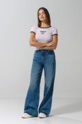Camiseta college lila clara manga corta con contrastes