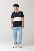 Camiseta polo azul intensa de Snoopy & Yale con manga corta