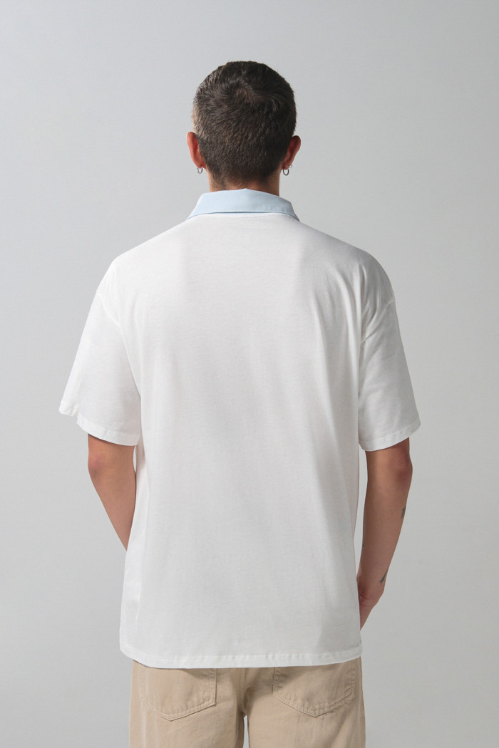 Camiseta oversize polo crema clara con diseño college