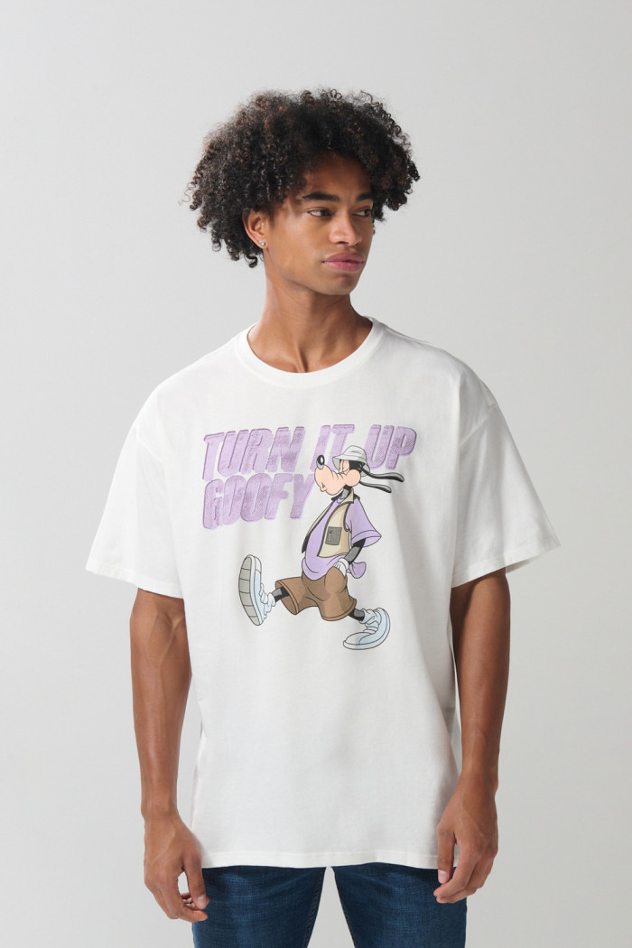 Camiseta manga corta crema oversize con diseño de Goofy