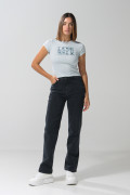 Camiseta unicolor manga corta con texto en frente