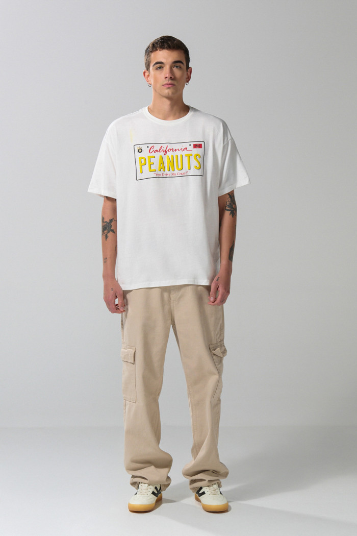 Camiseta de Snoopy oversize crema con manga corta