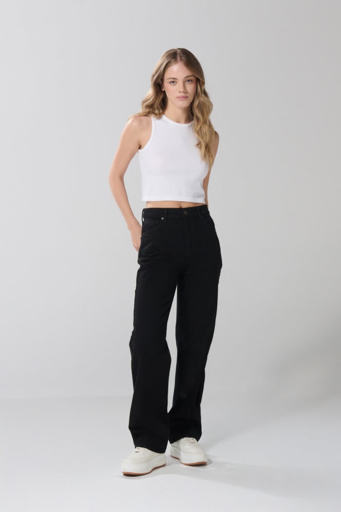 Jean 90´S negro con cremallera, bota recta y tiro alto