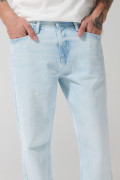 Jean tiro bajo 90´S bota recta azul con desgastes