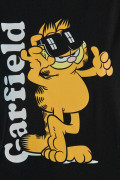 Camiseta manga corta unicolor con diseño de Garfield