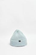 Gorro tejido unicolor con maquilla delantera decorativa