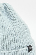 Gorro tejido unicolor con maquilla delantera decorativa