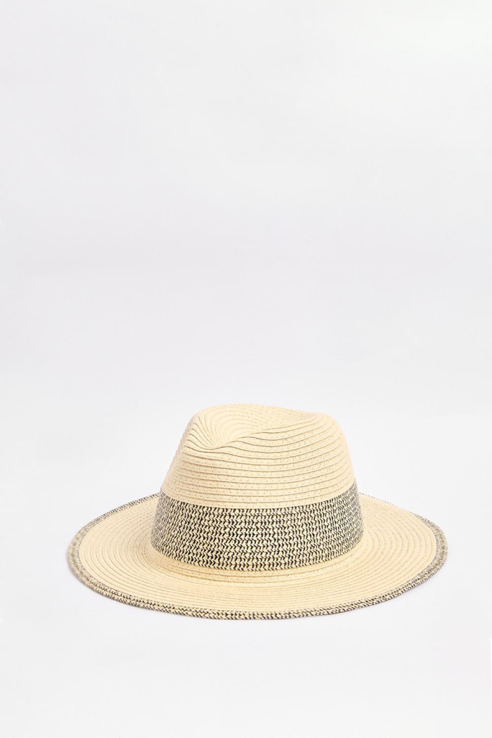 Sombrero fedora kaki claro con franja en contraste