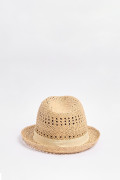 Sombrero Panamá kaki claro trenzado con cinta decorativa