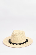 Sombrero fedora crema claro con pieza negra decorativa