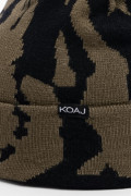 Gorro unicolor tejido con diseños militares