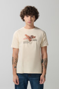 Camiseta kaki clara manga corta con diseño de canela