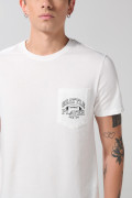 Camiseta college crema clara manga corta con bolsillo