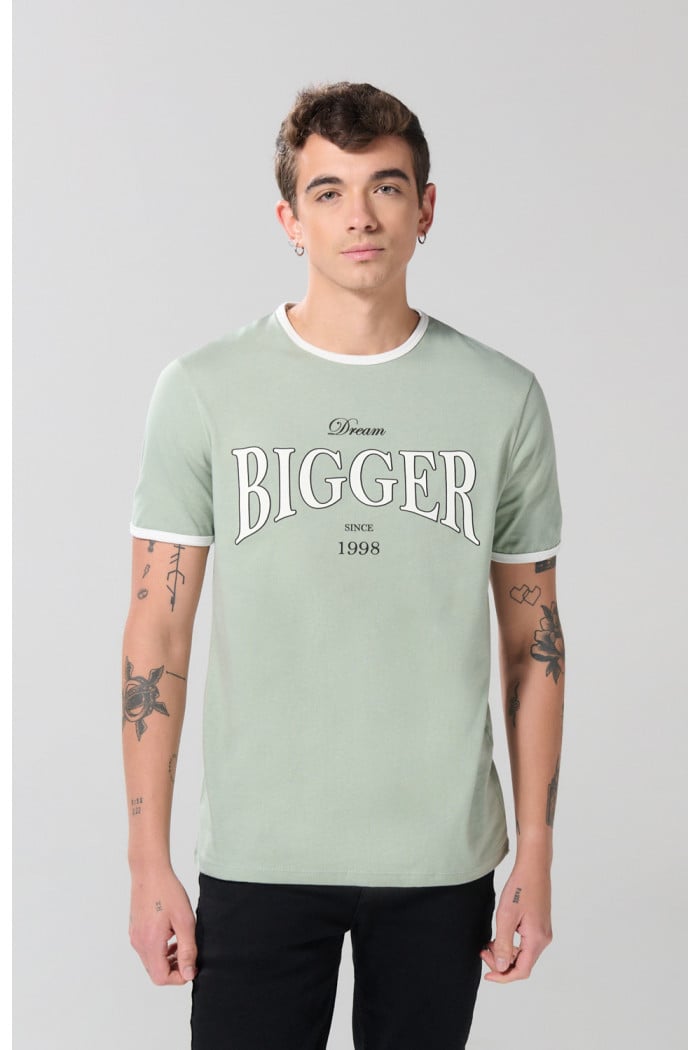 Camiseta college verde clara con contrastes y manga corta