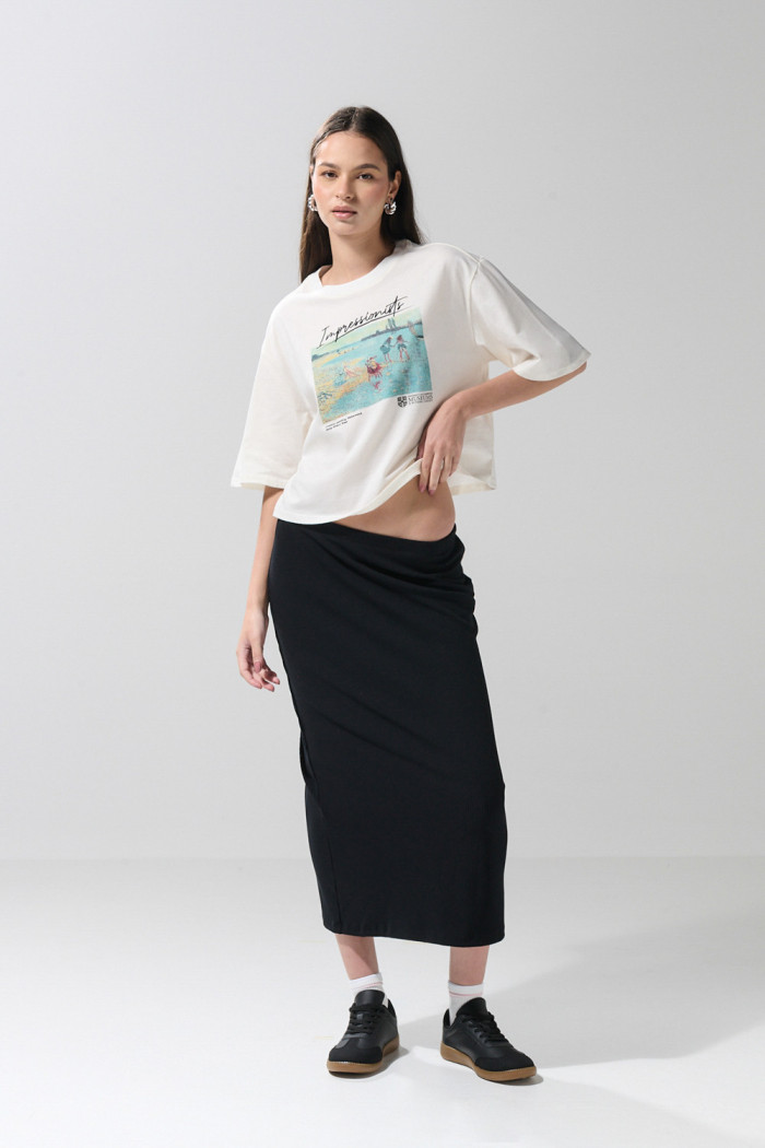 Camiseta artística de Cambridge crop top crema oversize