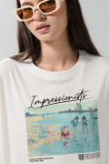 Camiseta artística de Cambridge crop top crema oversize