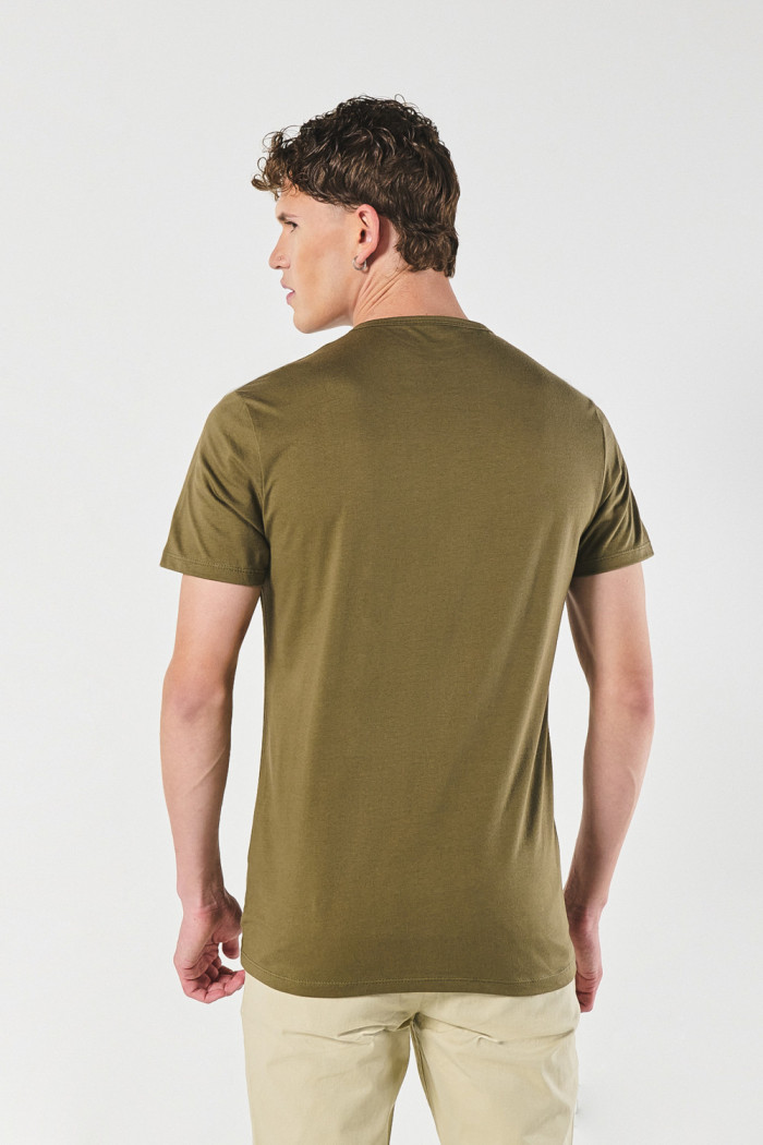 Camiseta manga corta verde oscura en algodón college