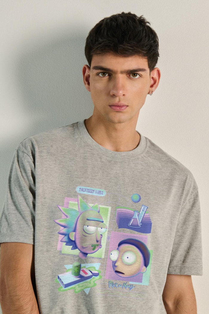 Camiseta unicolor oversize de Rick and Morty manga corta