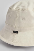 Gorro pescador crema claro con bordado en frente