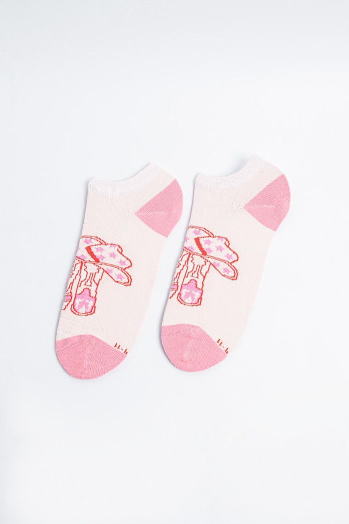 Medias rosadas tobilleras con diseño vaquero