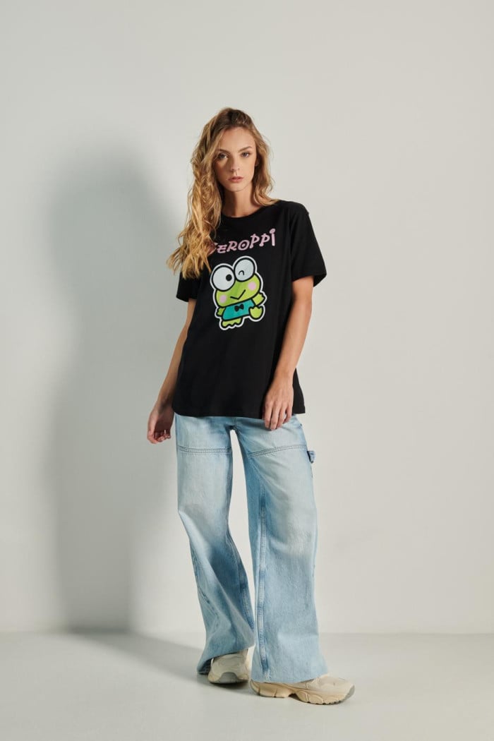 Camiseta unicolor con diseño de Keroppi y manga corta