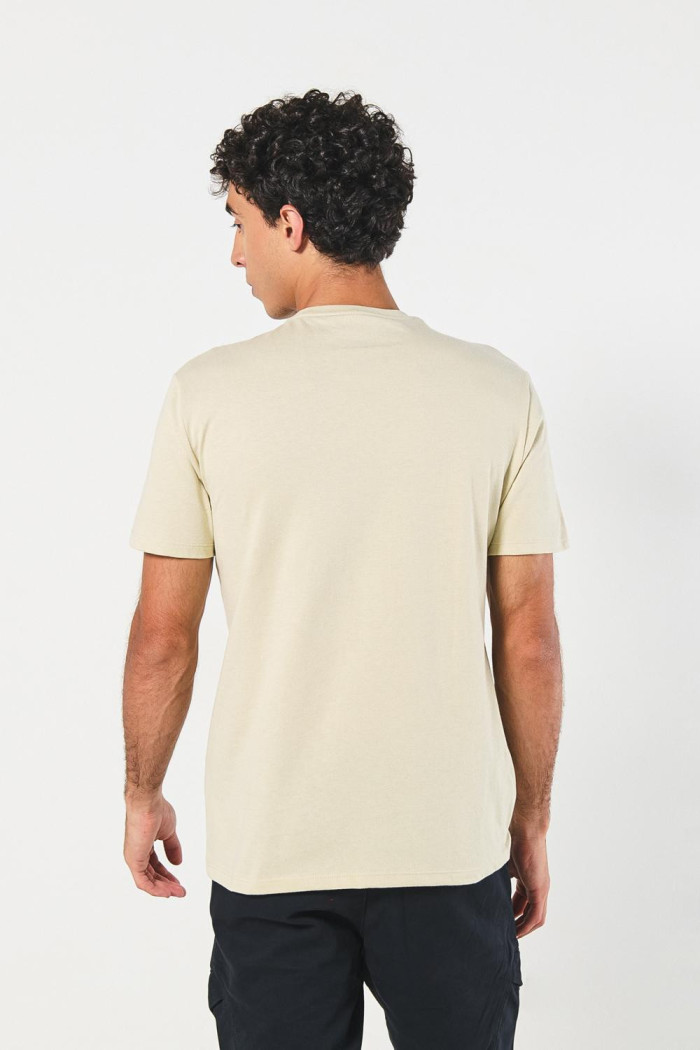 Camiseta ajustada unicolor en algodón con cuello redondo
