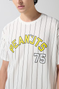 Camiseta a rayas crema oversize manga corta de Snoopy