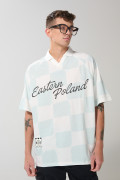 Camiseta crema a cuadros college oversize con cuello polo
