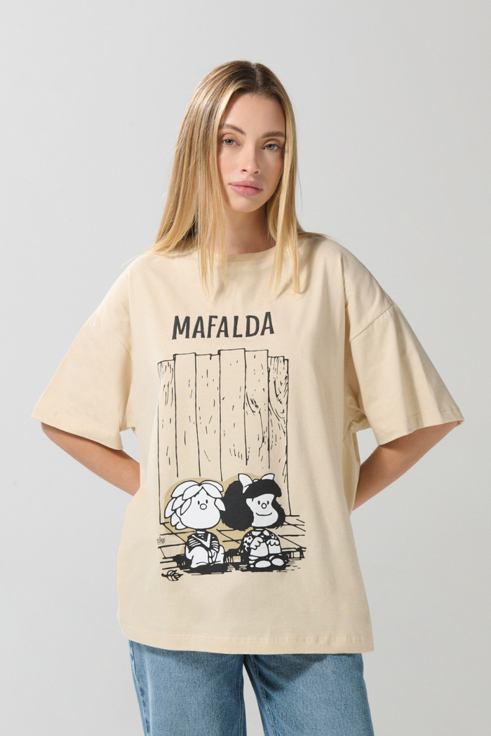 Camiseta de Mafalda oversize kaki clara manga corta