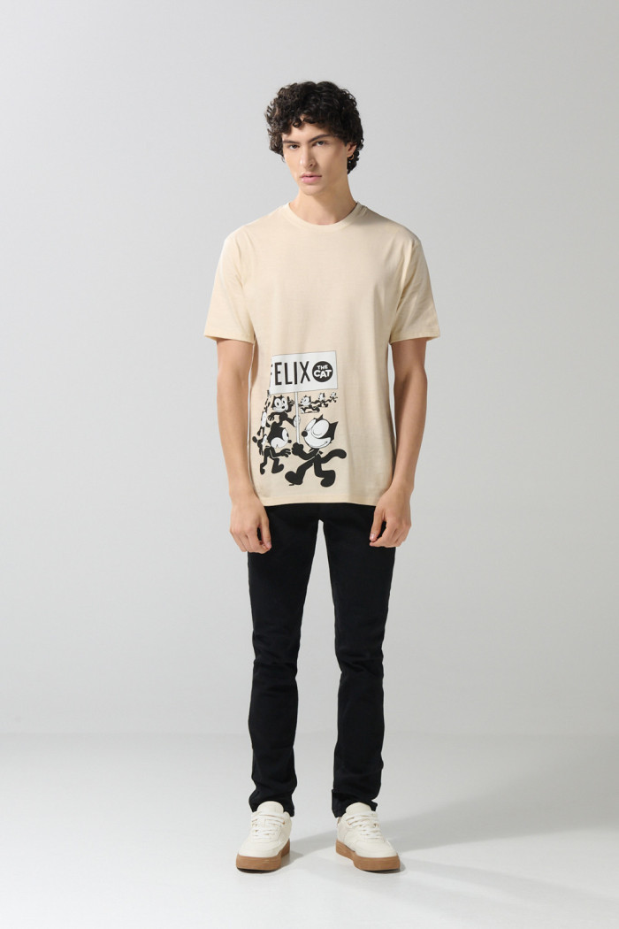 Camiseta kaki cuello redondo con arte de Félix el Gato
