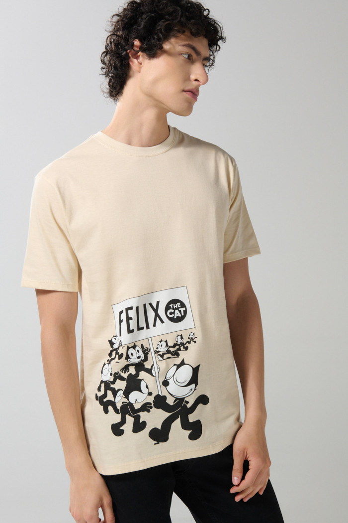 Camiseta kaki cuello redondo con arte de Félix el Gato