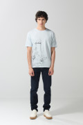 Camiseta azul clara de Tom y Jerry con cuello redondo