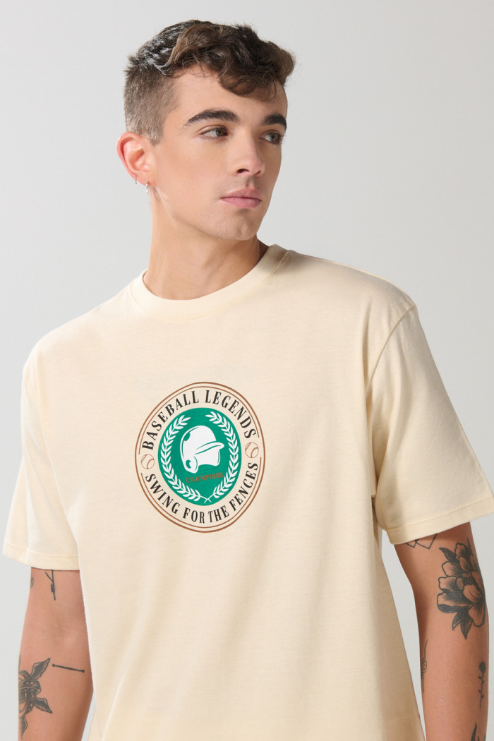 Camiseta kaki clara college deportiva con manga corta