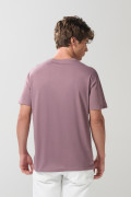 Camiseta lila clara cuello redondo con arte college