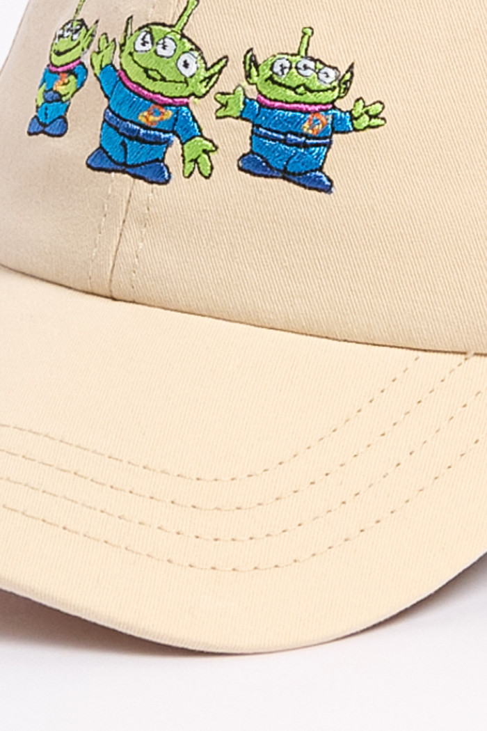 Cachucha kaki beisbolera con bordado de Toy Story
