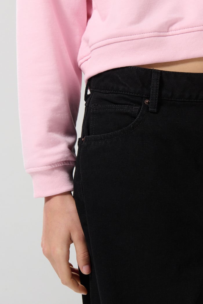 Jean 90´S negro con bota recta, cremallera y tiro alto
