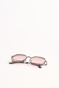 Gafas de sol, marco geométrico color negro con lente kaki claro