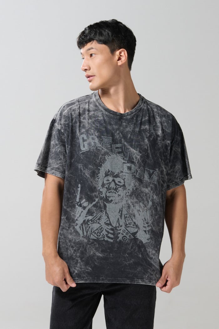 Camiseta oversize unicolor manga corta tie dye de Green Day