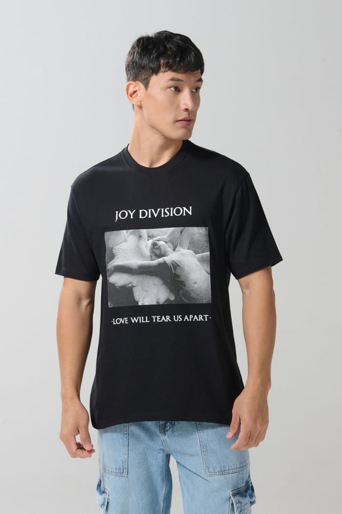 Camiseta de Joy Division negra con cuello redondo