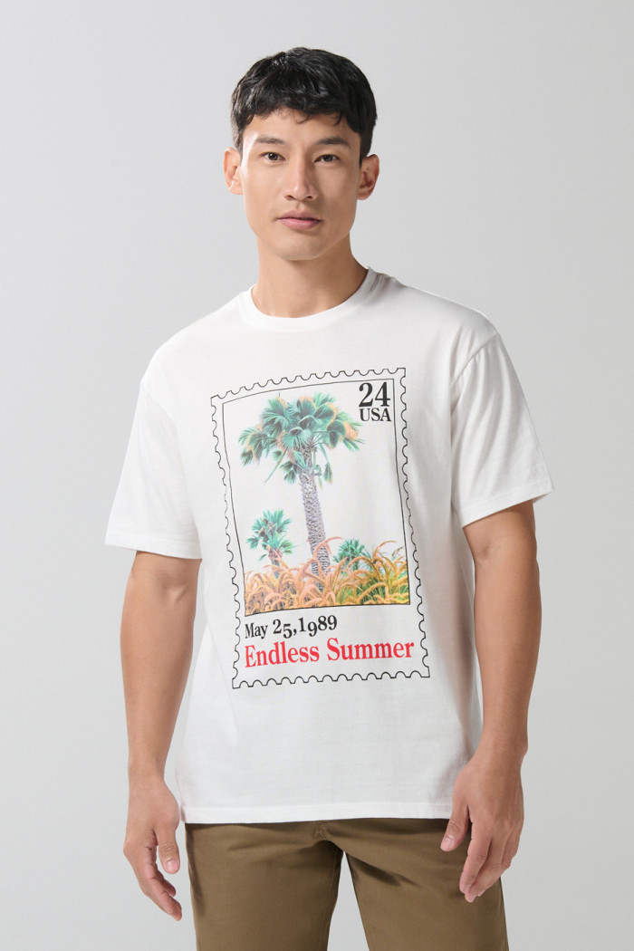 Camiseta manga corta unicolor con diseño de playa