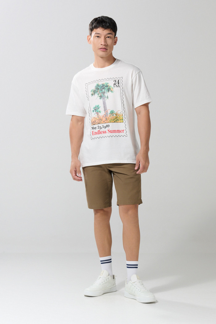 Camiseta manga corta unicolor con diseño de playa