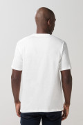 Camiseta cuello redondo crema clara con arte de NASA